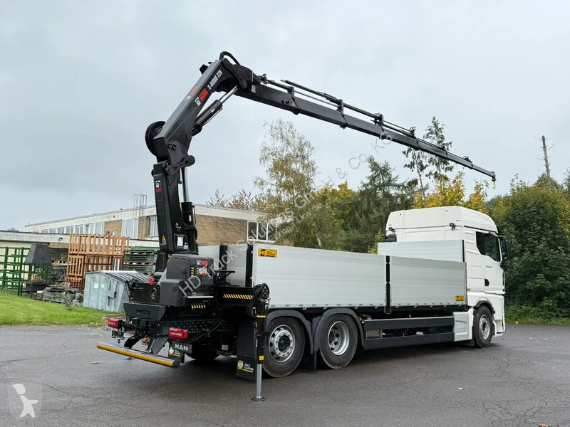 شاحنة MAN 26.520 MAN  26.520 6x2 Hiab 228-6 Kran
