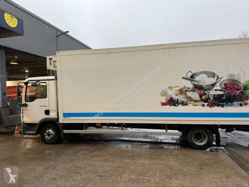 شاحنة MAN 12.210 Kühlkoffer org 265 Tkm LBW Tüv...