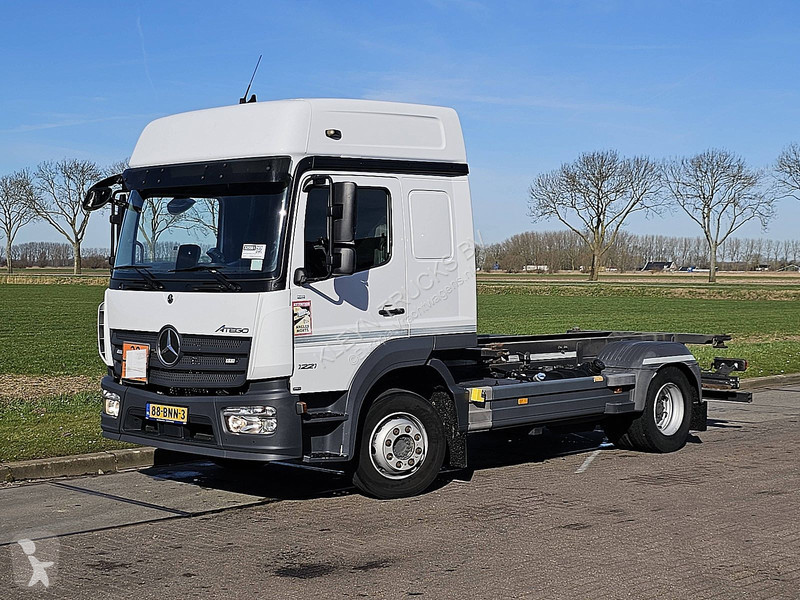 شاحنة Mercedes ATEGO 1221 WB 356 ADR AIRCO