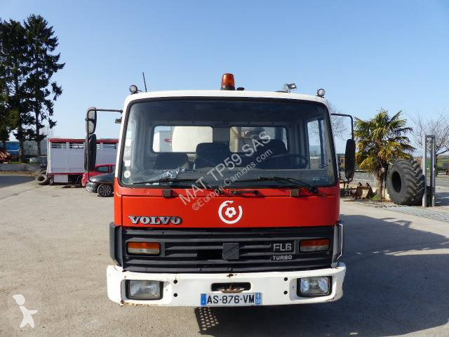 آلة لصيانة الطرق Volvo