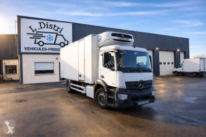 Camion frigo multi température Mercedes