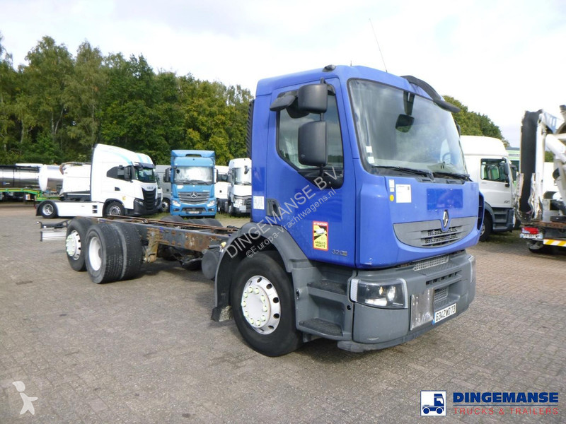 شاحنة Renault 320 dxi 6x2 chassis ADR