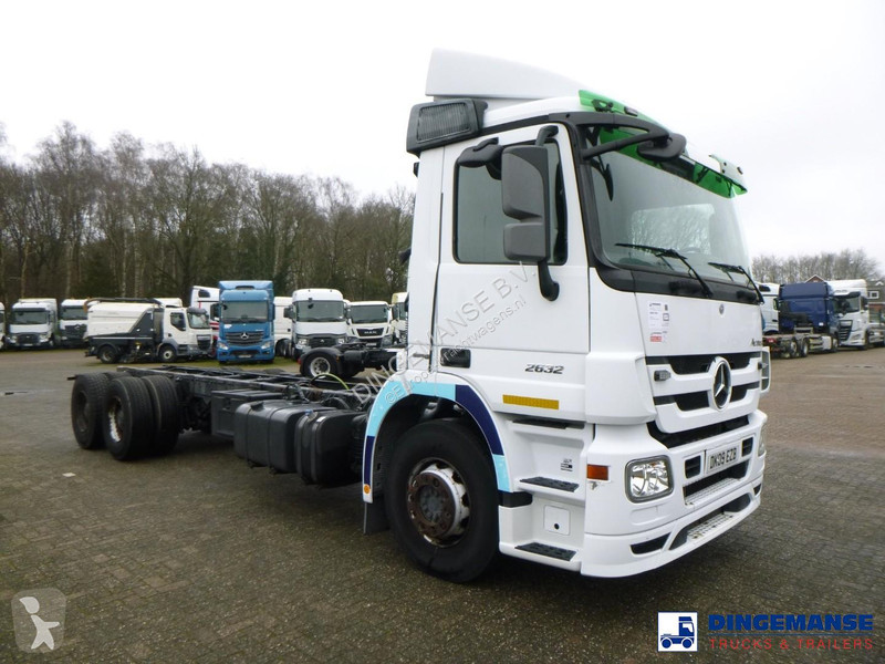 شاحنة Mercedes 2632 6x4 chassis