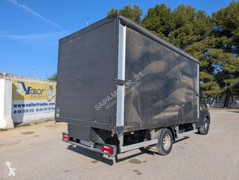 شاحنة Iveco
