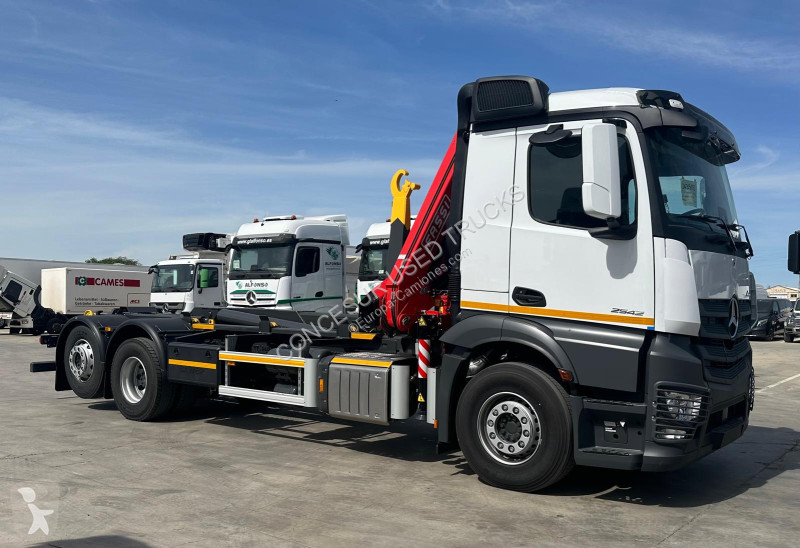 شاحنة Mercedes  2643 LS 6X2 + GANCHO JIMECA +...