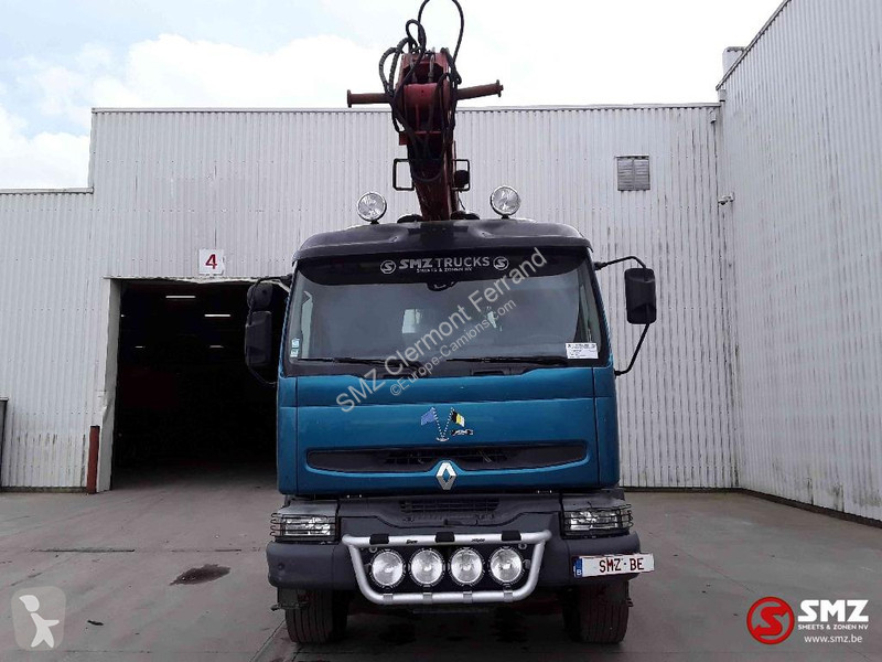 شاحنة Renault 420 hook/crane