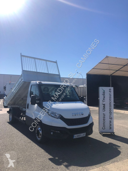 Furgoneta Iveco  BASCULANTE