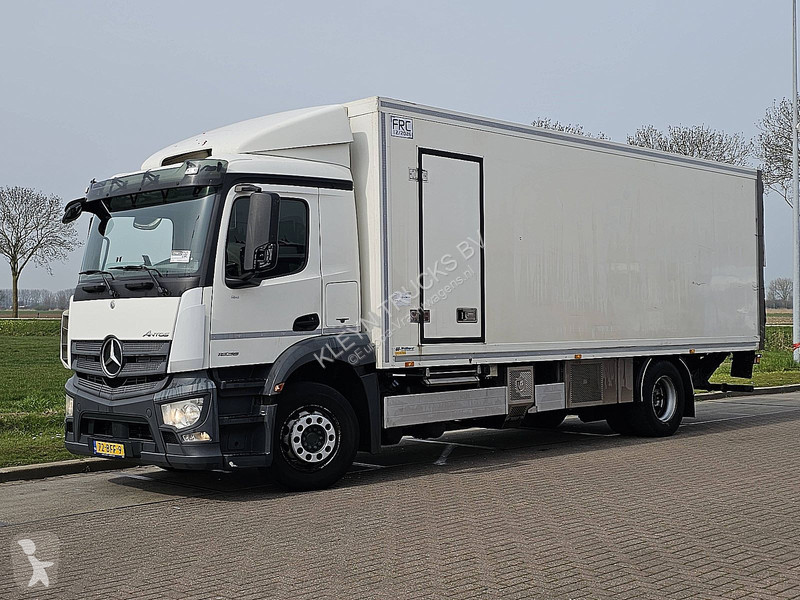 شاحنة Mercedes ANTOS 1835 FRIGO TAILLIFT