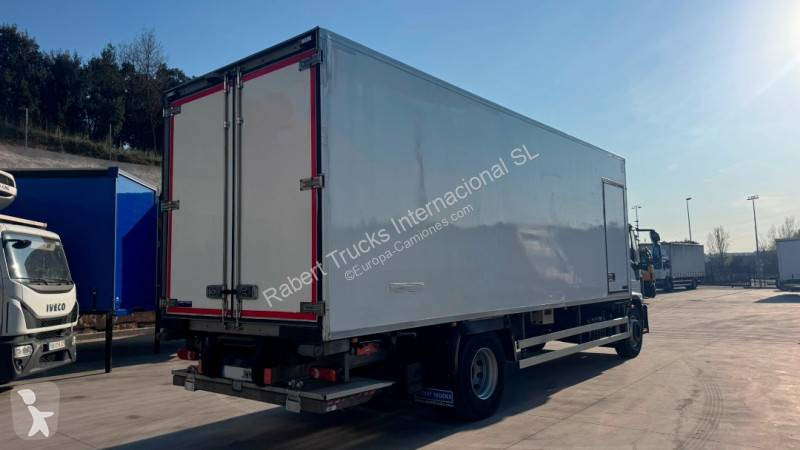 شاحنة Iveco