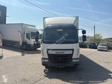 DAF box truck