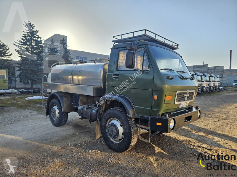 Kamión Volkswagen VW-MAN 8.136
