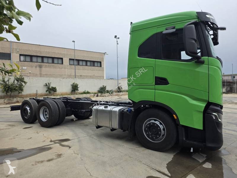شاحنة Iveco