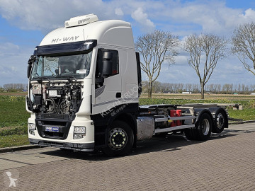 Камион BDF Iveco