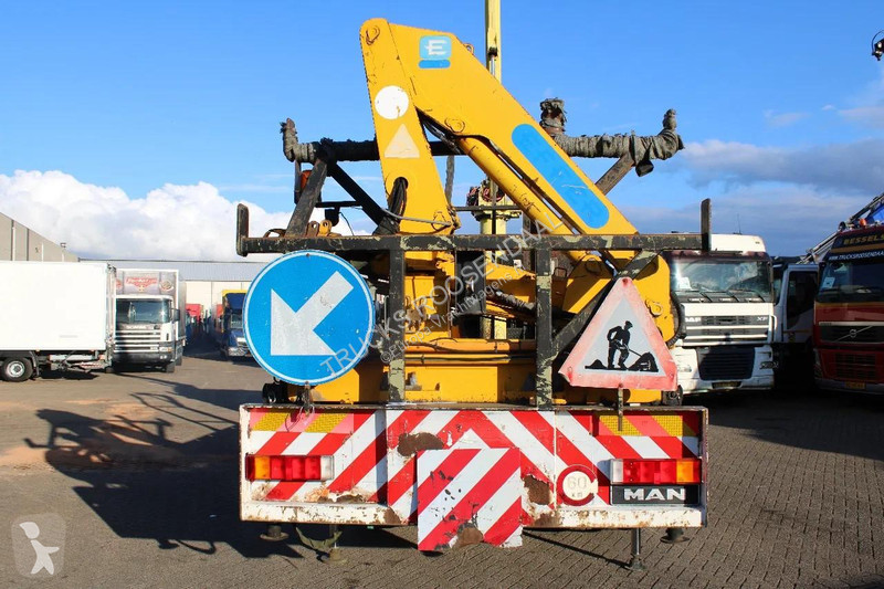 شاحنة MAN + EURO 2 + PTO + EFFER Crane