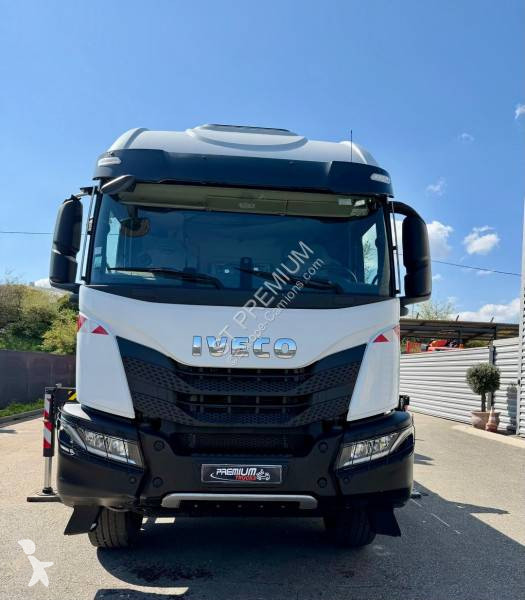 شاحنة Iveco