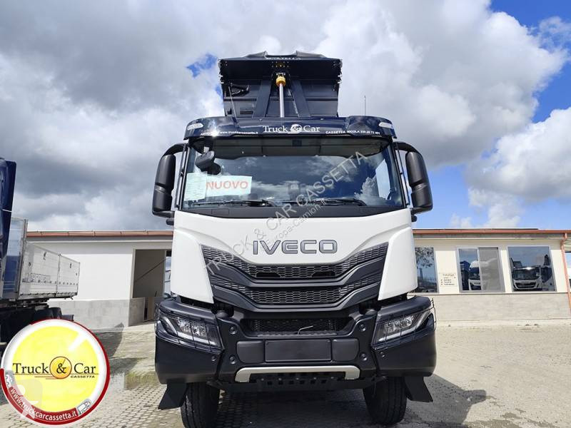 شاحنة Iveco