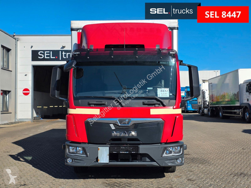 شاحنة MAN 12.220 4x2 BL CH / Ladebordwand / Navi