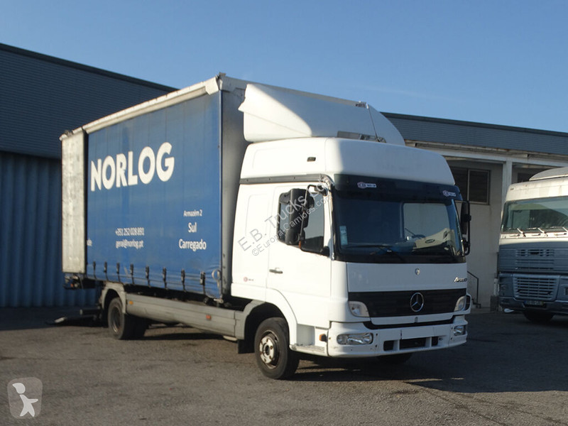 شاحنة Mercedes ATEGO