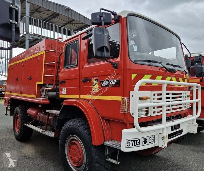 شاحنة Renault M 210