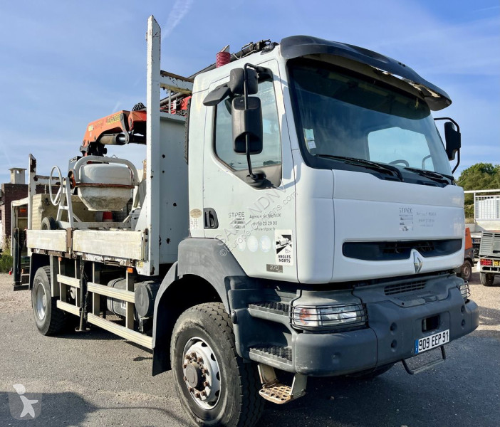 شاحنة Renault 370