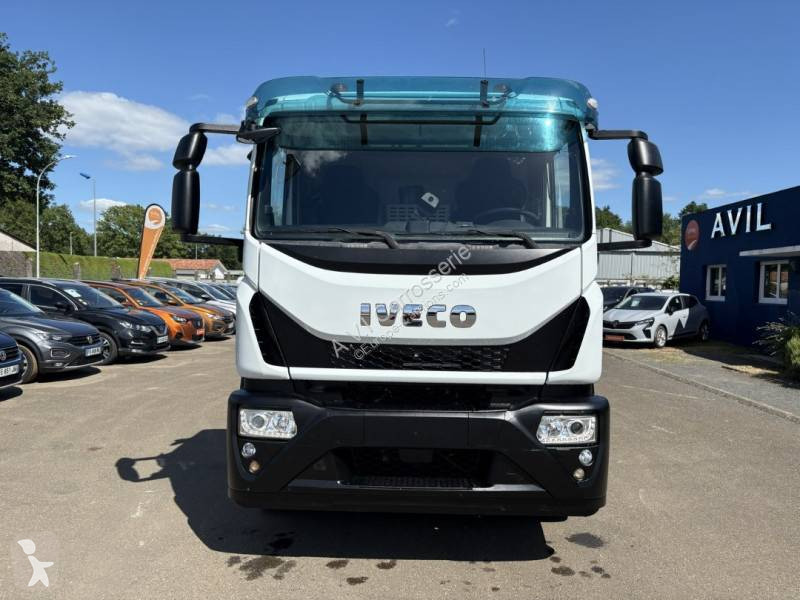 شاحنة Iveco