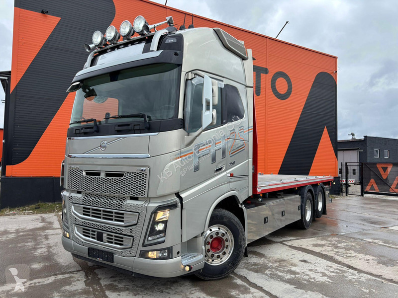 شاحنة Volvo 750 6x4 GLOBE XL / RETARDER /...