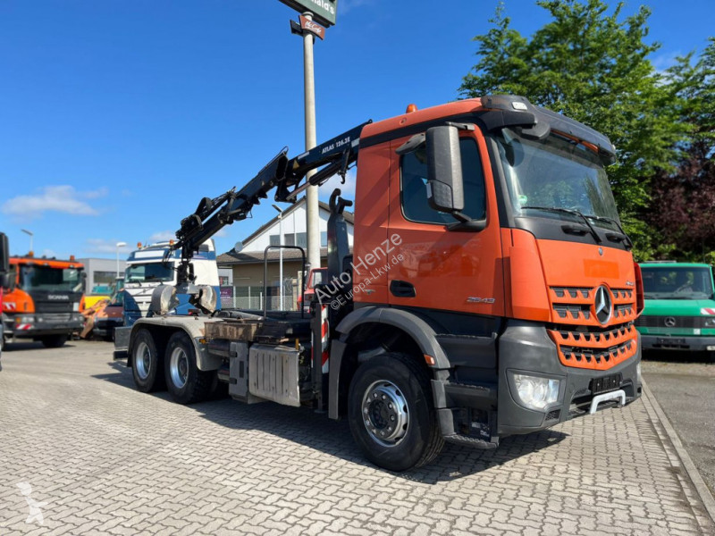Camion Mercedes Arocs 2643 L 6x4 Abrollkipper...
