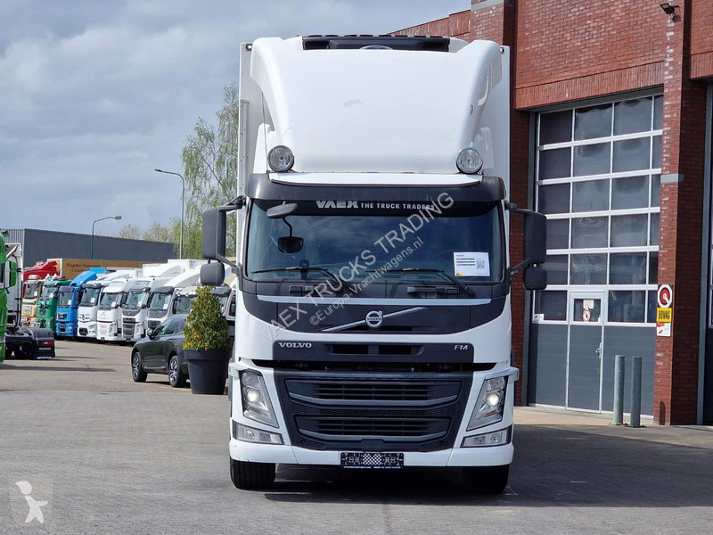 شاحنة Volvo 460 6x2 - Carrier 1250 Frigo - Full...