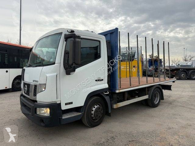 شاحنة Nissan