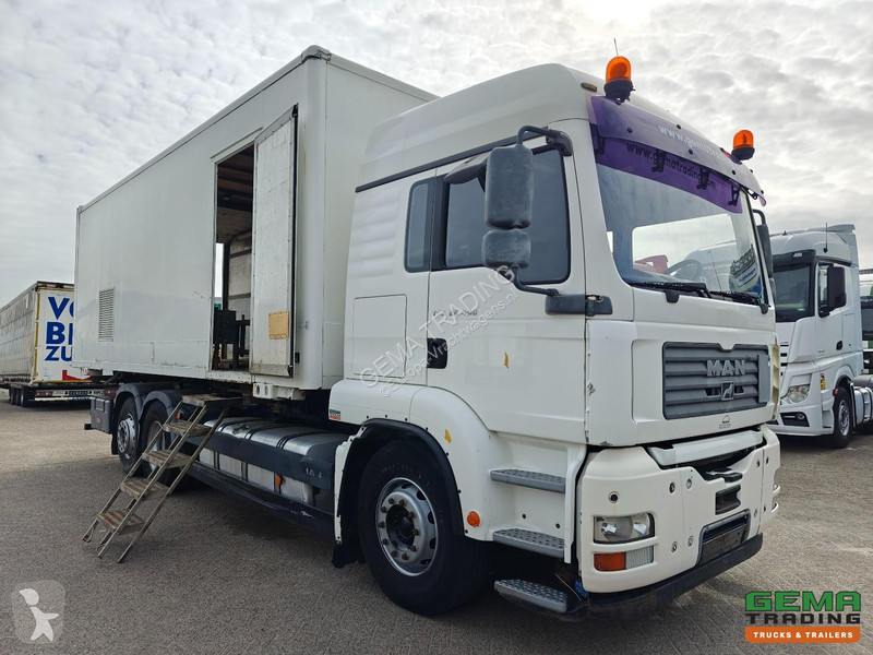 شاحنة MAN TGA 6x2 Sleeper Cab Euro3 - Enclosed...