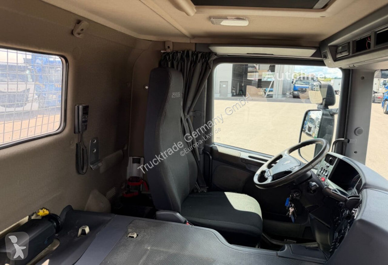 شاحنة Scania 589 P410