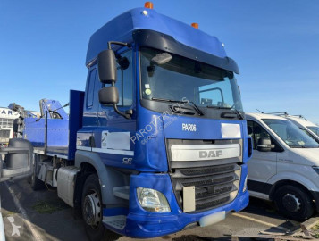 Camion plateau standard DAF