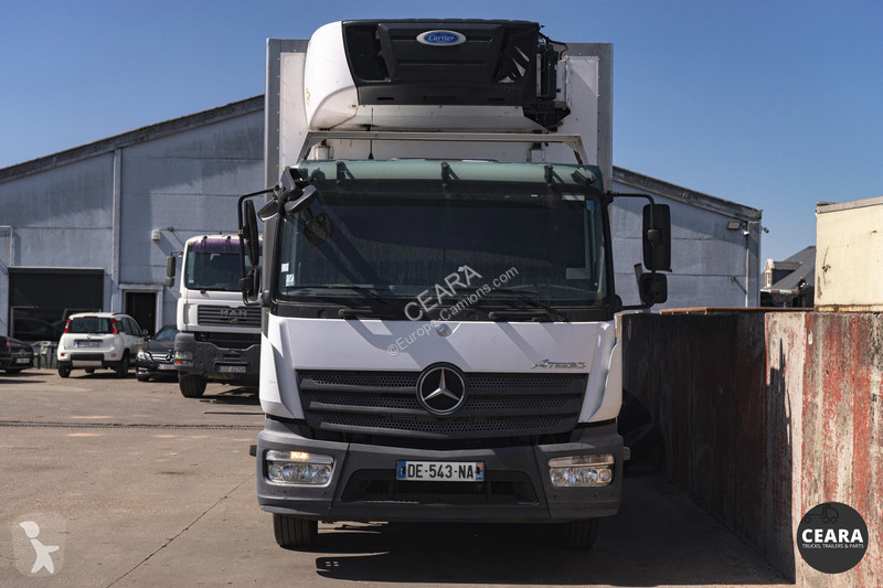 شاحنة Mercedes 1523 CARRIER 1250 Mt