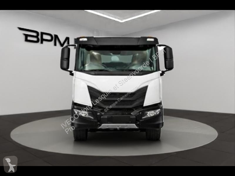 شاحنة Iveco X-Way 6x4 ampiroll