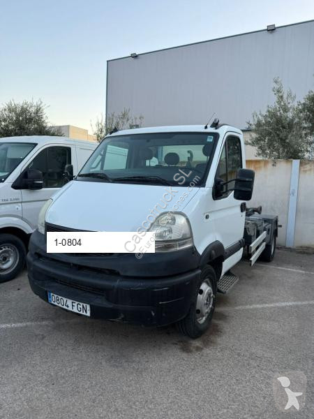 Samochód dostawczy Renault chasis +equipo...
