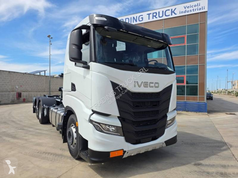 شاحنة Iveco