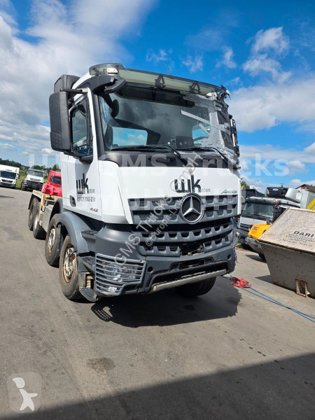 شاحنة Mercedes 4142 / 8X4 / 41ton Chassis /