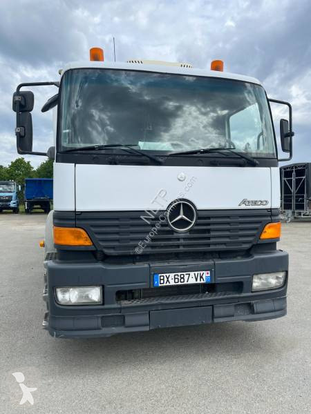Nosič strojů Mercedes