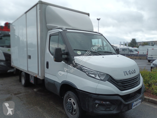 شاحنة Iveco Daily 35C14