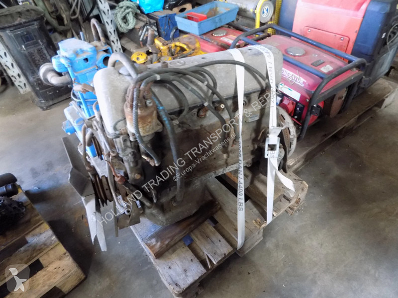 Vrachtwagen Mercedes 403 motor/versnellingsbak...