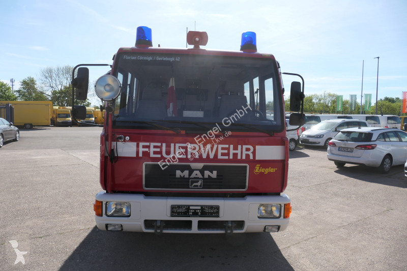 شاحنة MAN L2000 DoKa LF8/6