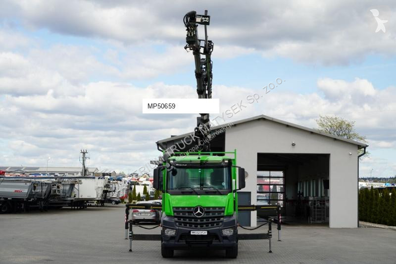 شاحنة Mercedes X-HIPRO 302