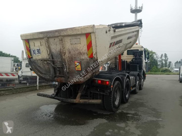 Camion benne TP Mercedes