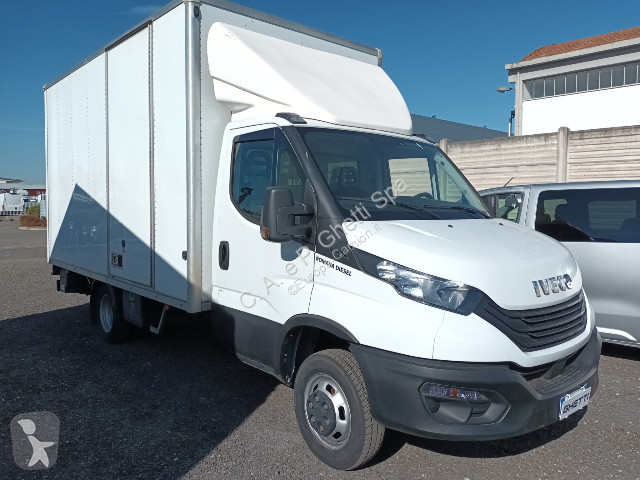 Veicolo commerciale Iveco Daily 35C14