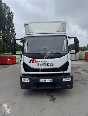 Грузовик шторный Iveco