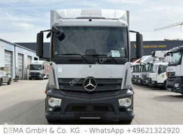 شاحنة برّاد Mercedes