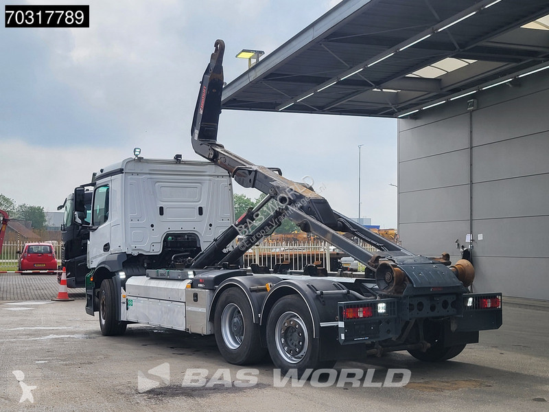 شاحنة Mercedes 2530 NGT 6X2 CNG Engine! HIAB...