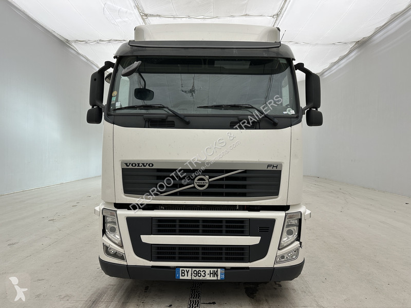شاحنة Volvo 420 - 6x2