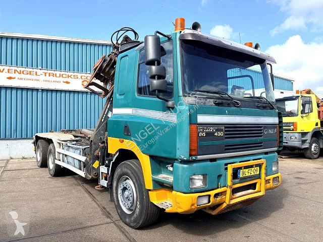 شاحنة Ginaf M 3232 S 6X4 WITH LOGLIFT F105Z 27A...