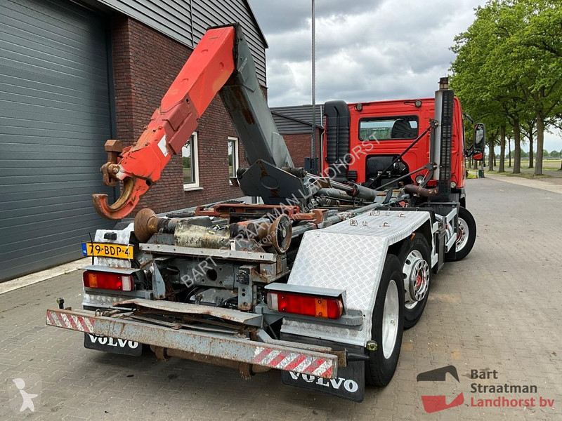 Lastbil Volvo 380 6X2 met Palfinger 15t...